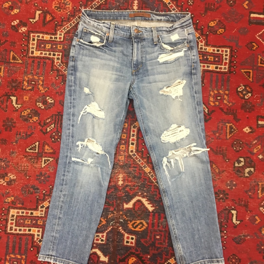 Joe's jeans size 26 slim crop distressed jeans
