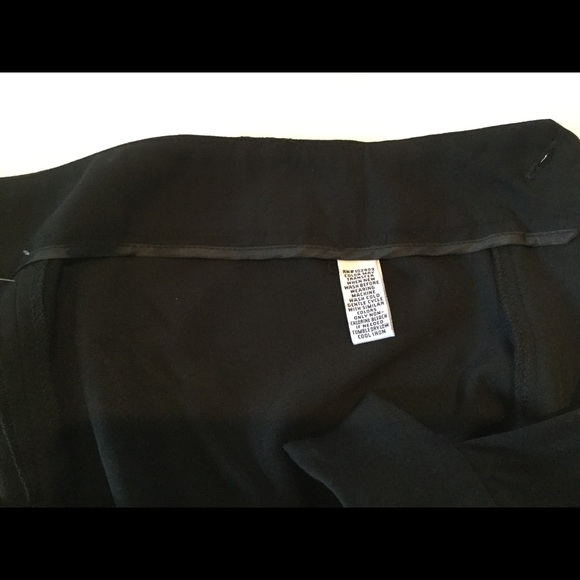 Women Pants - Picture 2 of 4