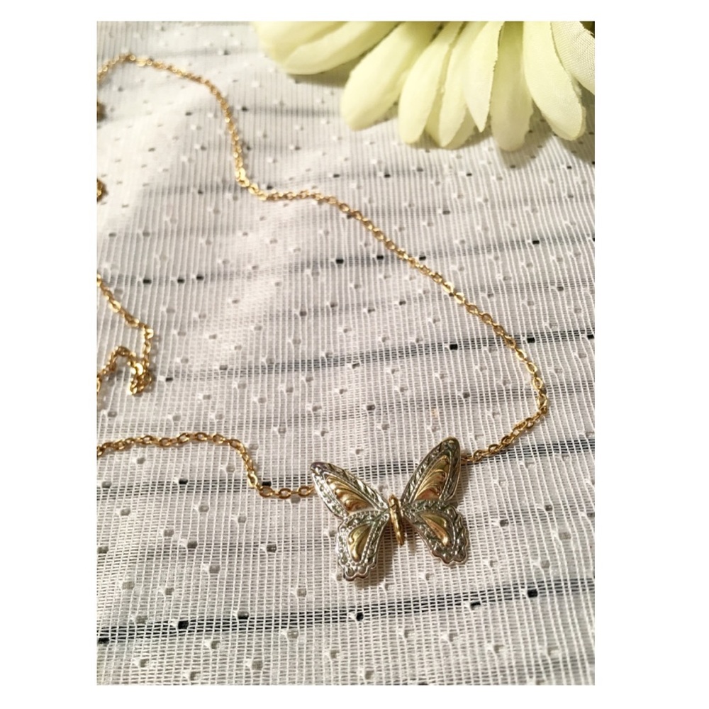 💫14k Gold Butterfly Necklace💫