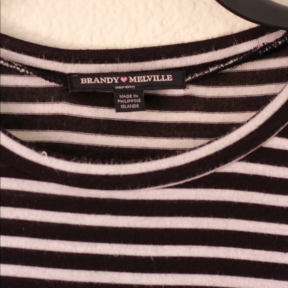 ☀️ Brandy Melville Striped Tee - Picture 4 of 4