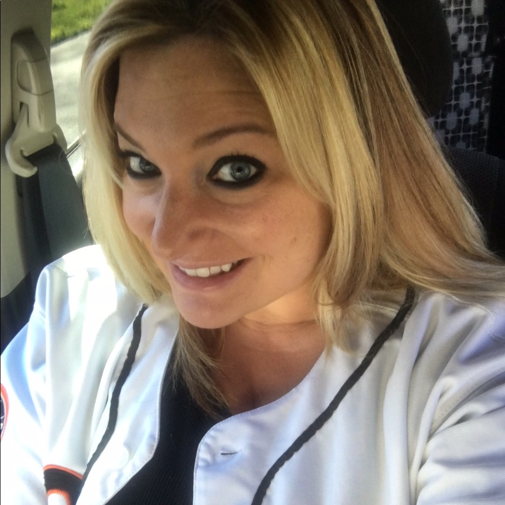 Meet your Posher, Andrea