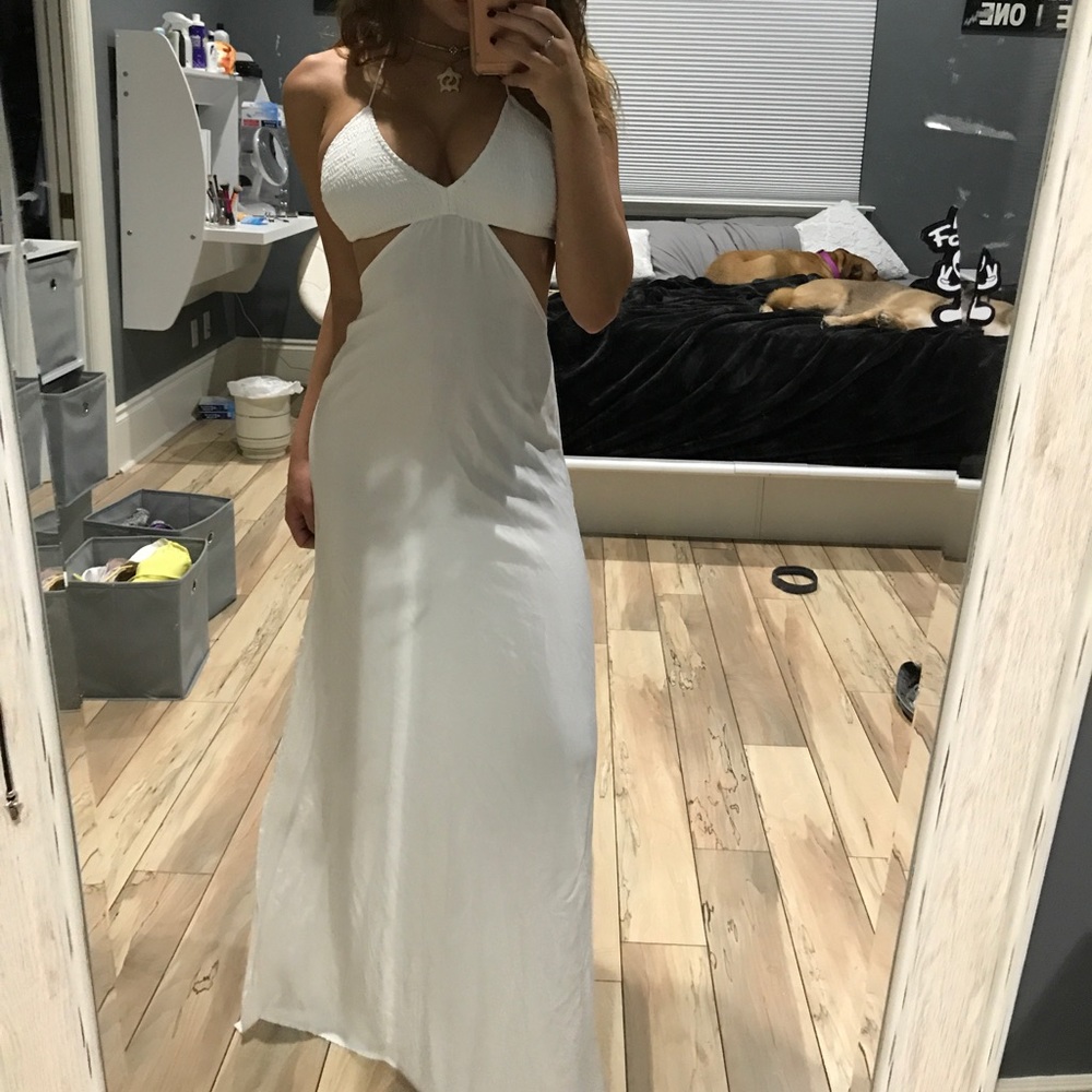 Long white dress