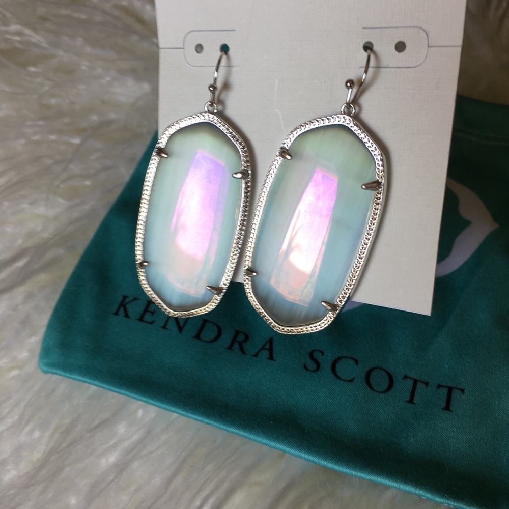 Kendra Scott Danielle earrings
