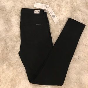 Hudson Highrise Ciara Super Skinny Jeans