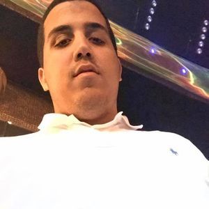 Meet your Posher, Edgardo vazquez