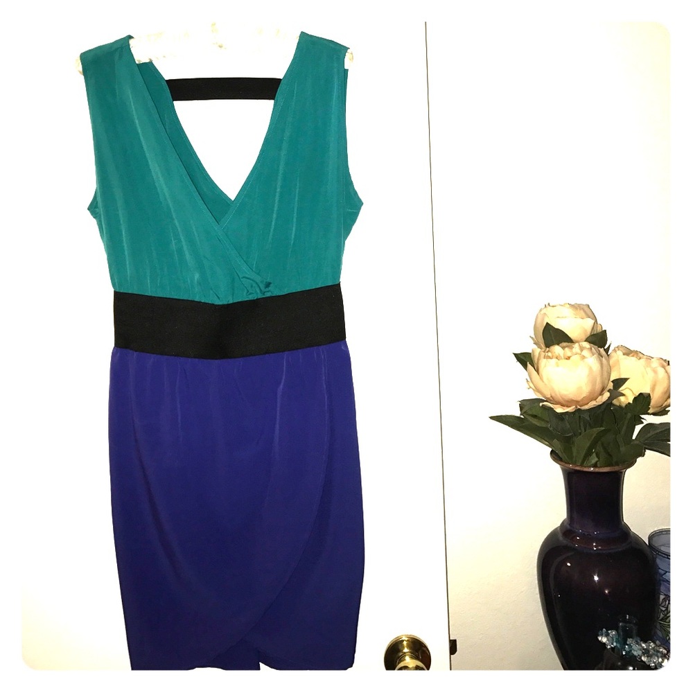 Colorblock GbyGuess dress