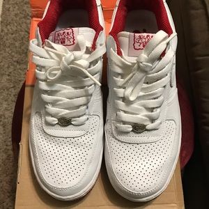 Worn Nike Air Force ones white with red sz 7Y