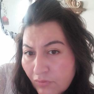 Meet your Posher, Juanita