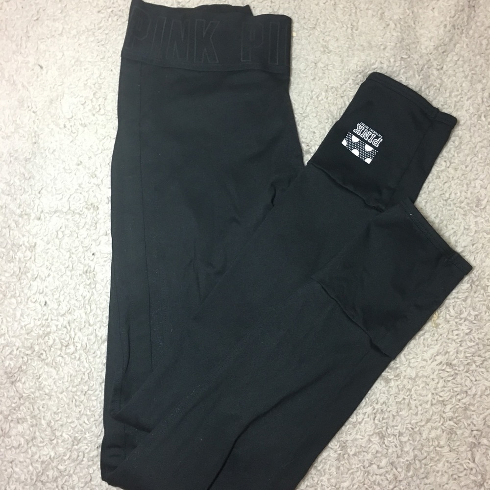 Victoria secret PINK ultimate leggings. Medium.