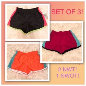 Set of 3! Size Med(7/8)