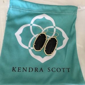 Kendra Scott Elle earrings
