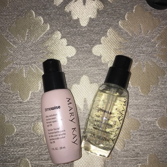 *SET SALE* TimeWise Age Fighting Skin Care - Picture 3 of 3