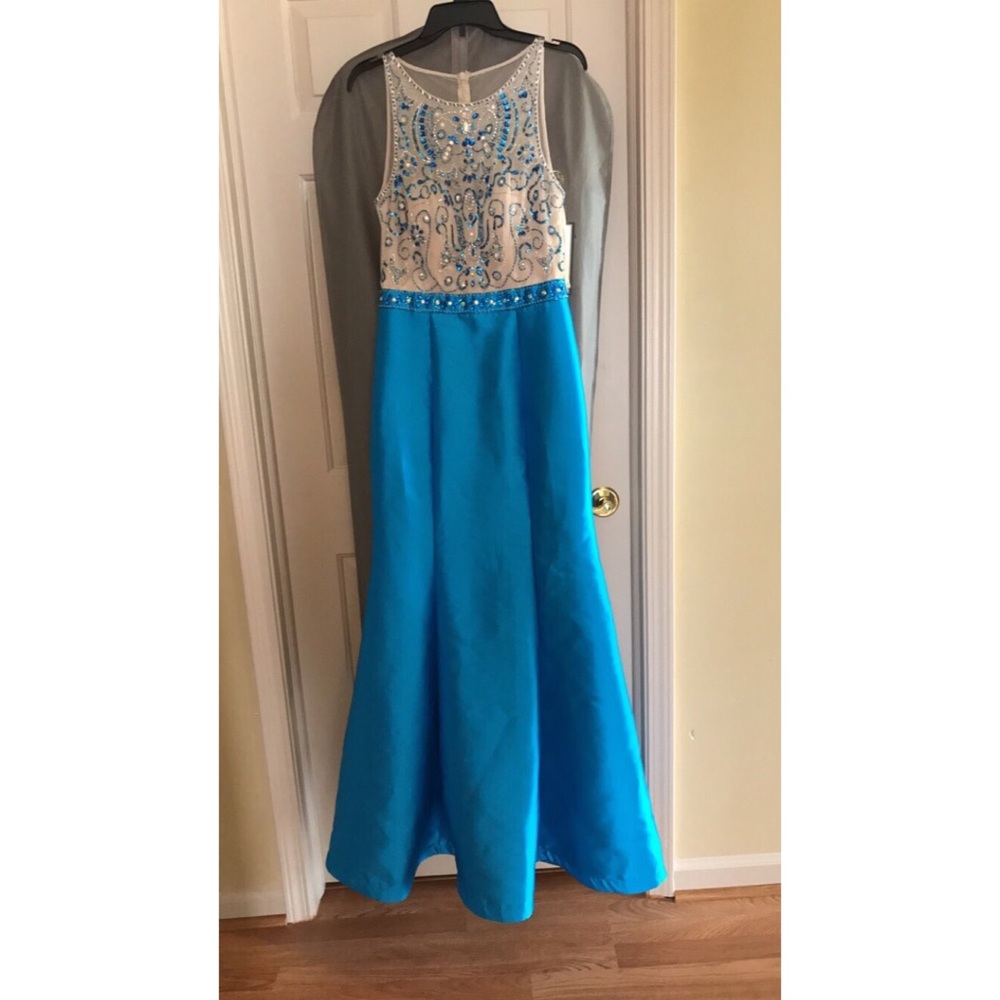 Beautiful Blue Dress