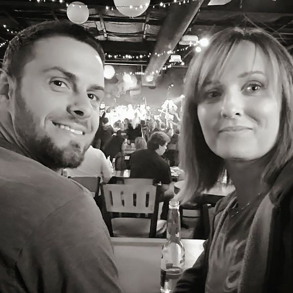 Meet your Posher, Selena - Picture 1 of 1