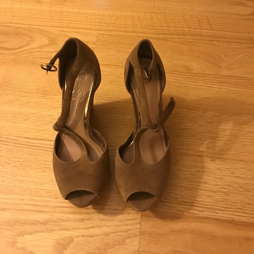 JESSICA SIMPSON WEDGE SANDALS!!!