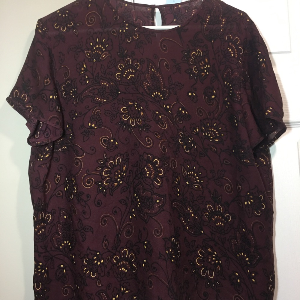 Medium blouse paisley design.