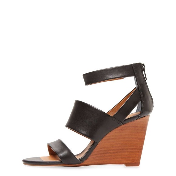 Seychelles Suave Leather Wedges - Picture 2 of 5