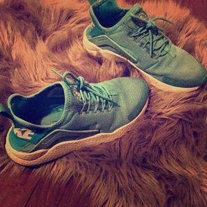 Nike hurache 💙