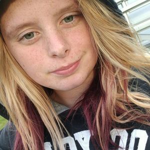 Meet your Posher, Alicia