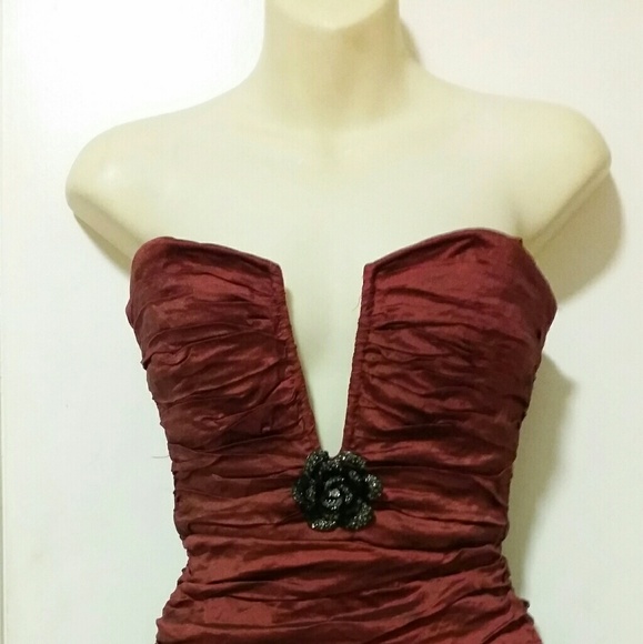 BCBG MAXAZRIA Tristina Color Ruby Dress $338 - Picture 1 of 6