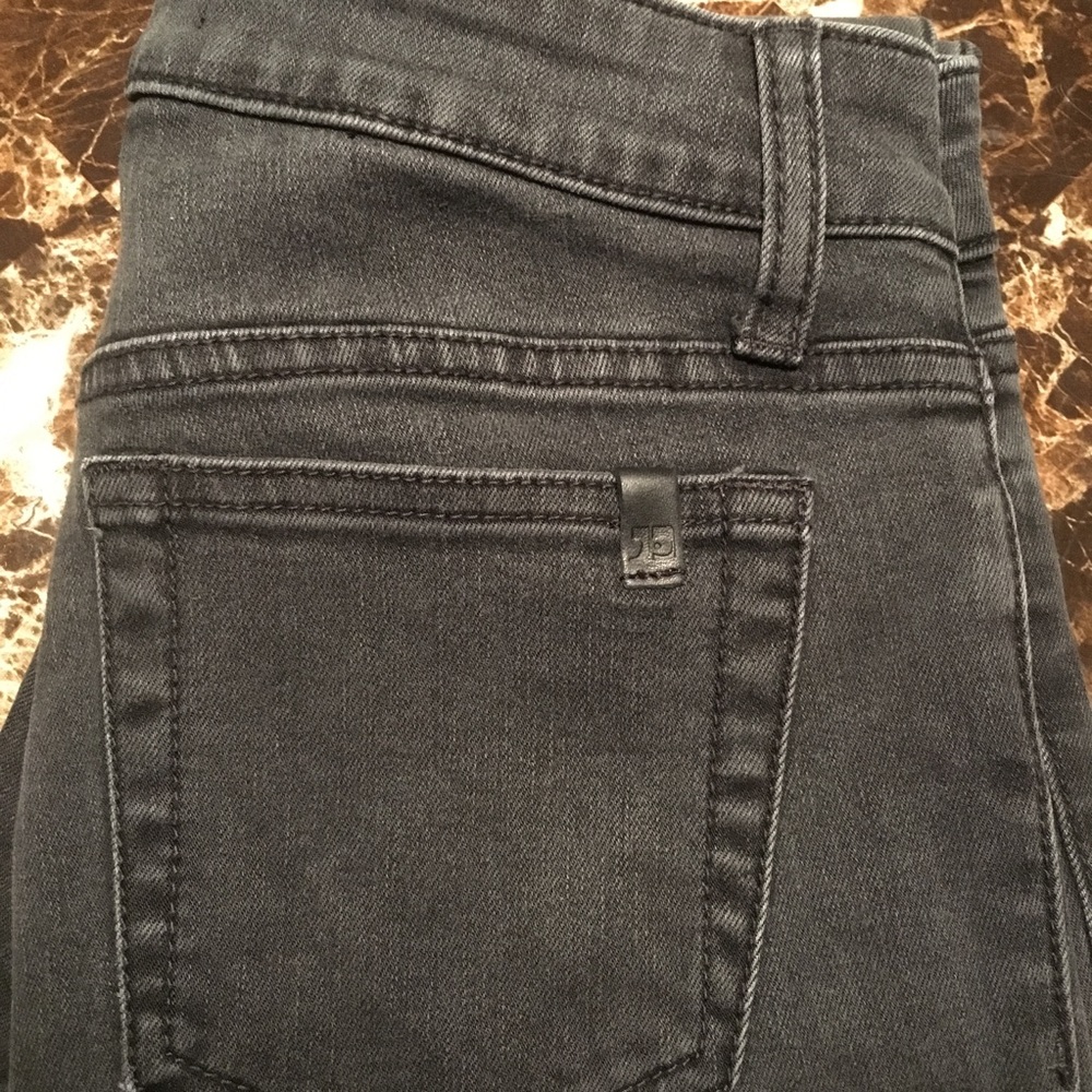 Joe's skinny ankle jeans