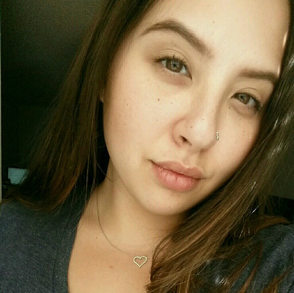 Meet your Posher, Andrea