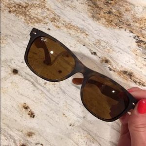 Women's Rayban sunglasses