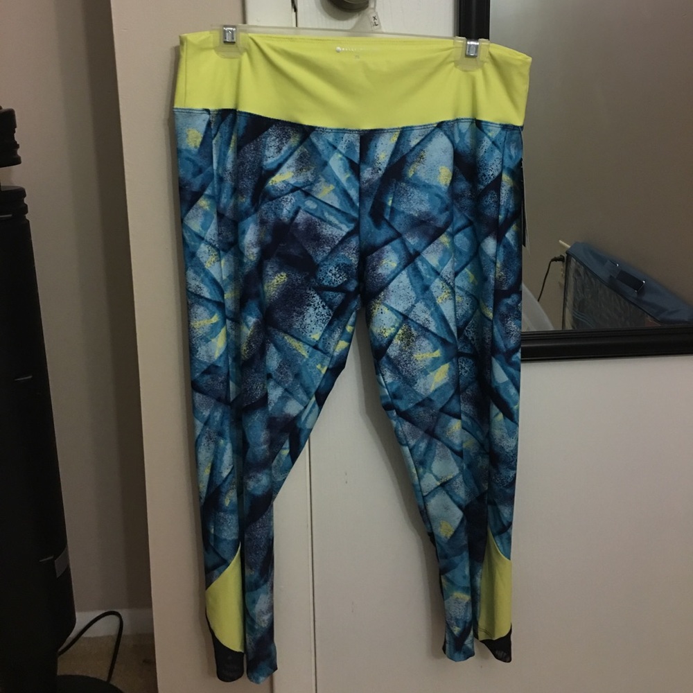 Bally Fitness Blue and Neon Yoga Capris