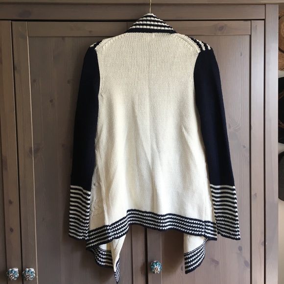 NWT GAP Cable Striped Cardigan - Picture 8 of 8