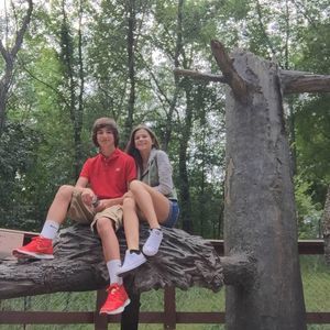 Meet your Posher, Devin