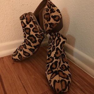 Leopard booties