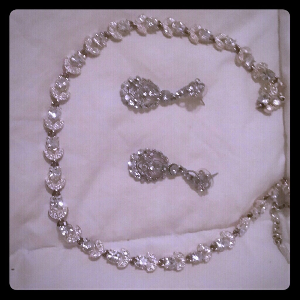 Crystal diamond necklace and earrings