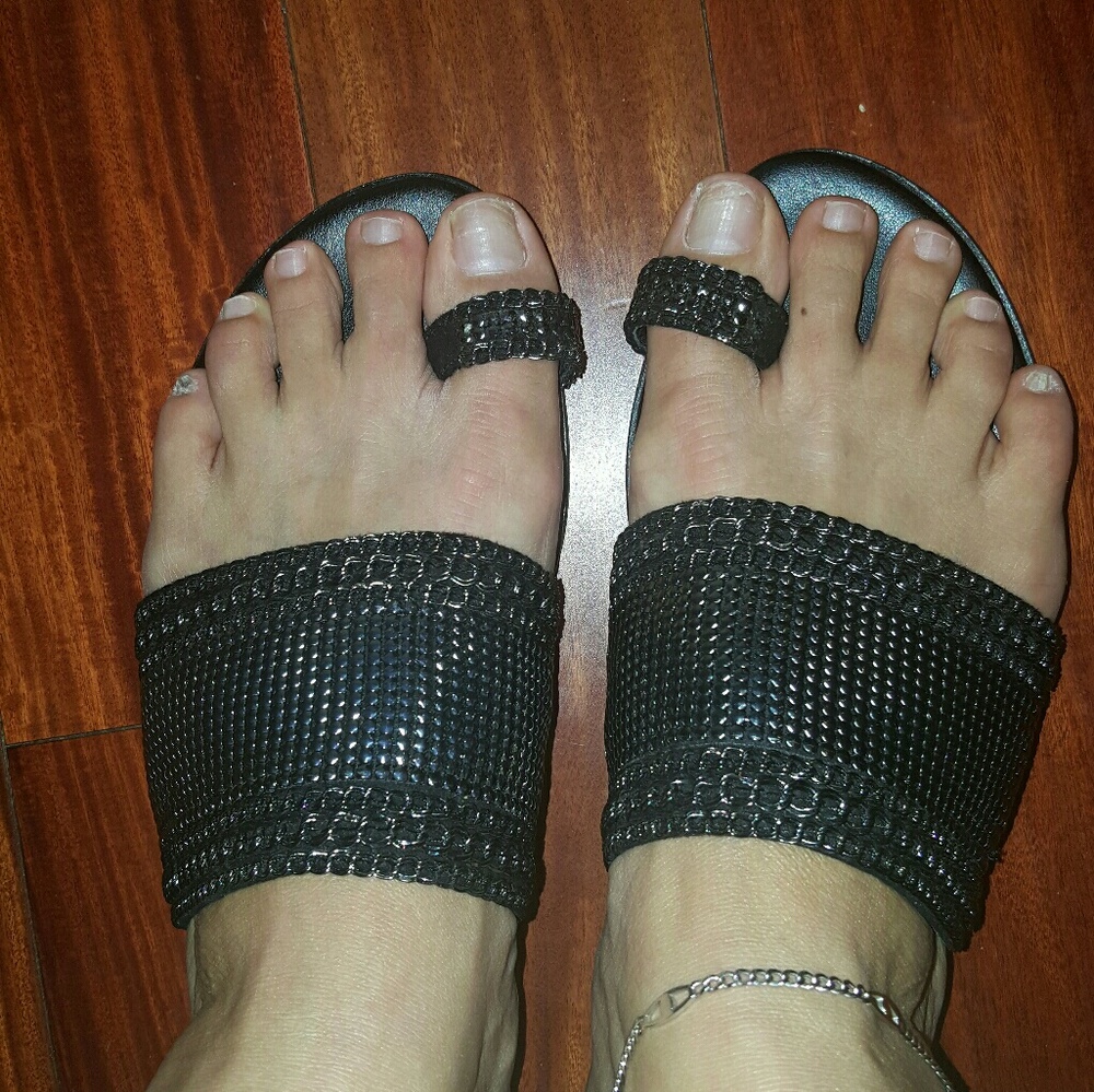 Sandals - Picture 2 of 3