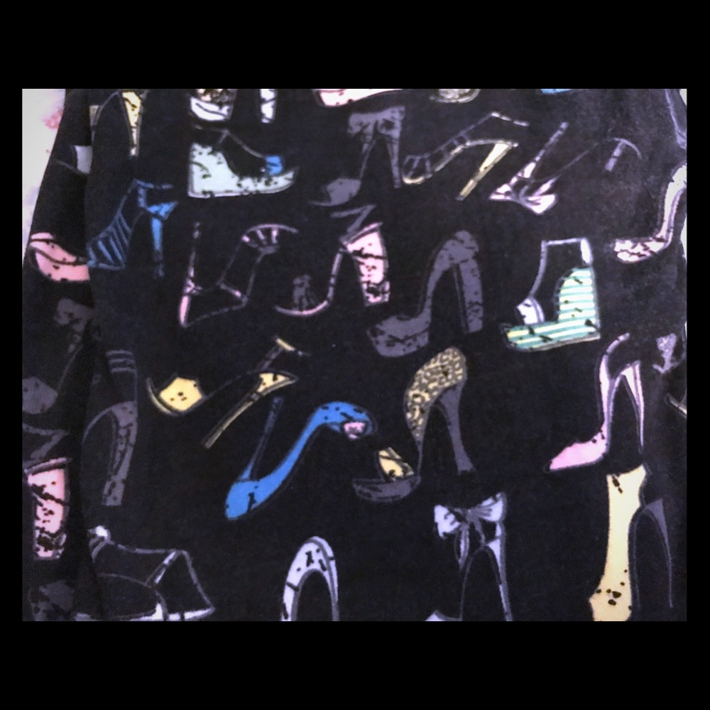 OS HIGH HEEL LULAROE LEGGINGS