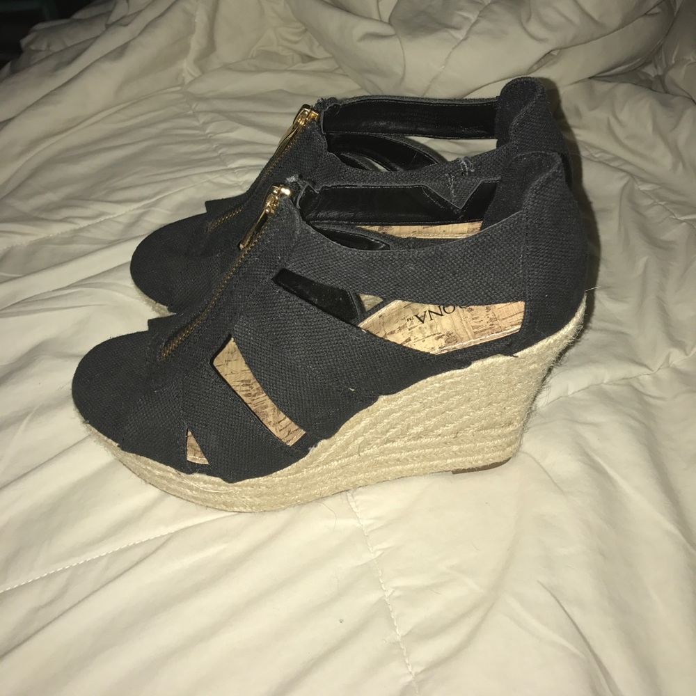 WORN ONCE Merona Wedges