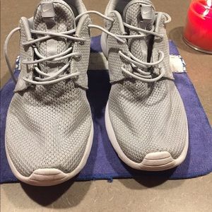 Nike Roshe Run wolf gray