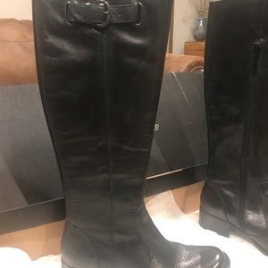 Born crown collection  "Roxie" boot size 7.5