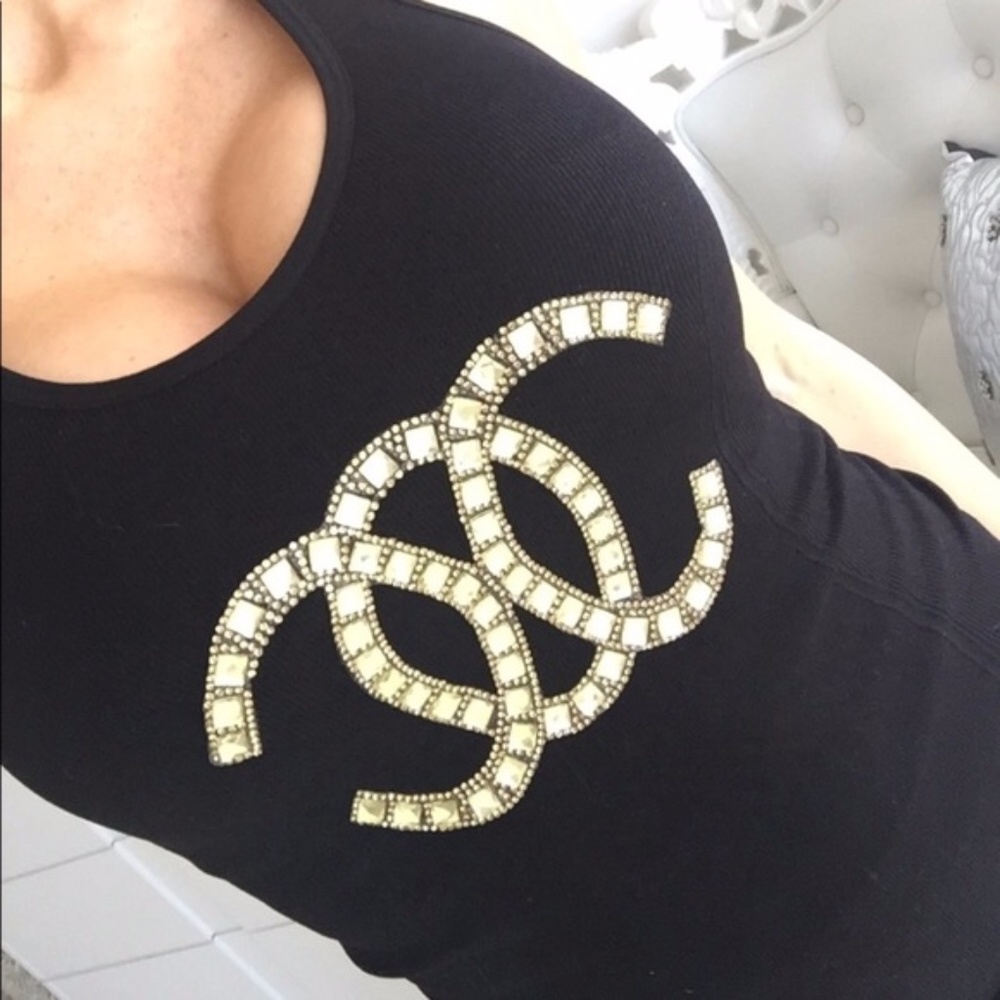 Sexy Black Top w/ gold 💎 diamond detail - NEW! (BLK/GOLD)