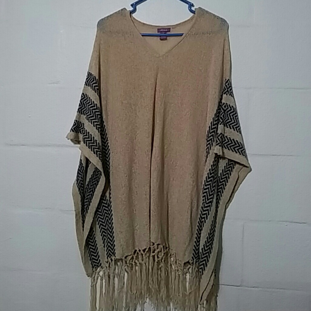 Olivia M Fringed Poncho Size L