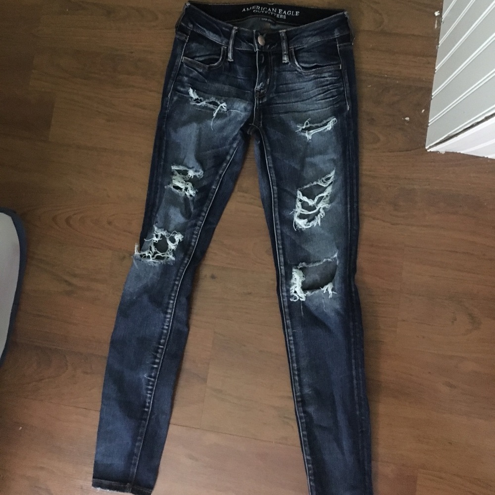 American Eagle ripped jeans
