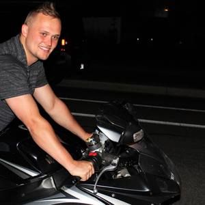 Meet your Posher, Ian