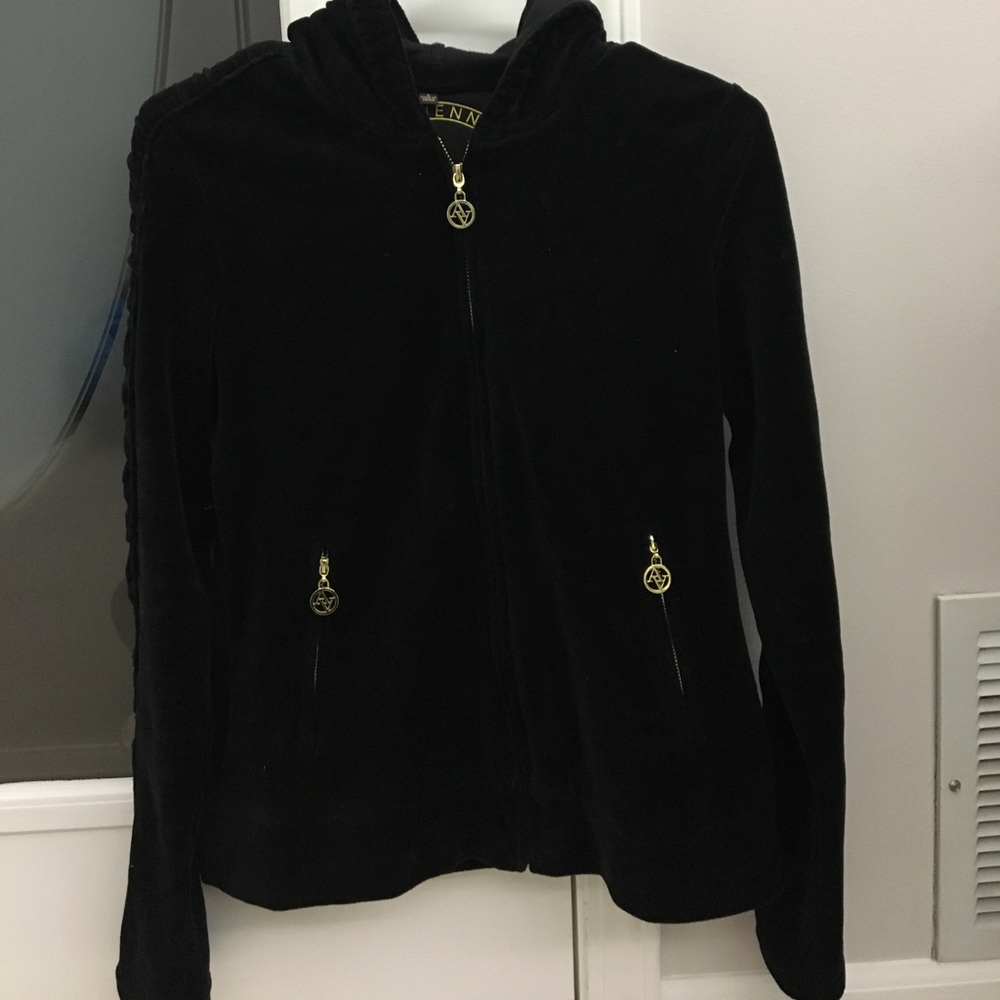 Adrienne Vittadini black hoodie with gold zipper