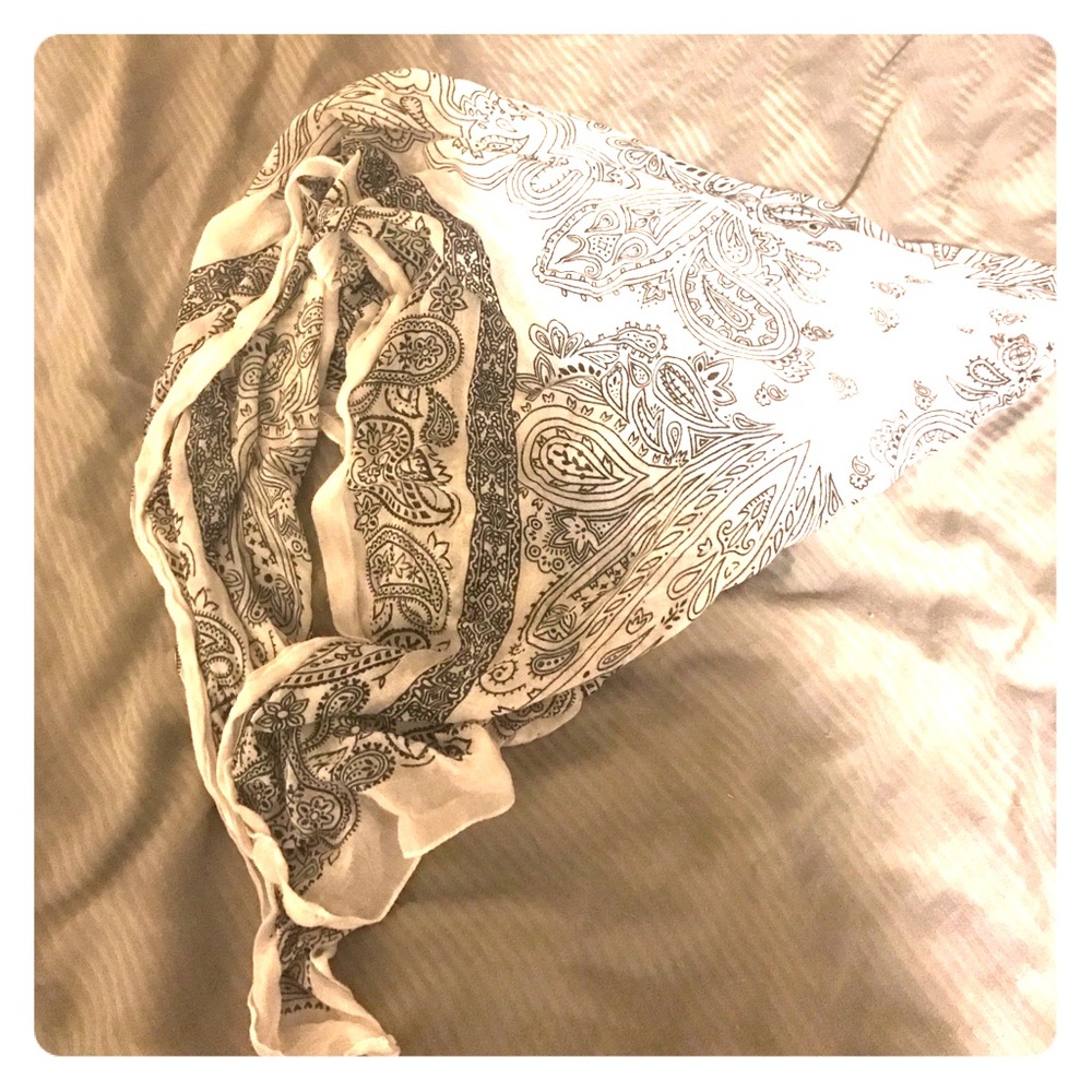 Paisley style long white and black scarf/wrap