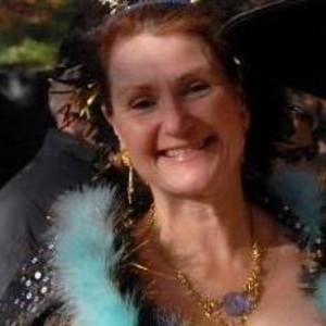 Meet your Posher, Lady amazon