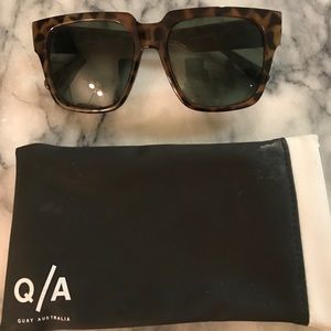 Quay On The Prowl Sunglasses