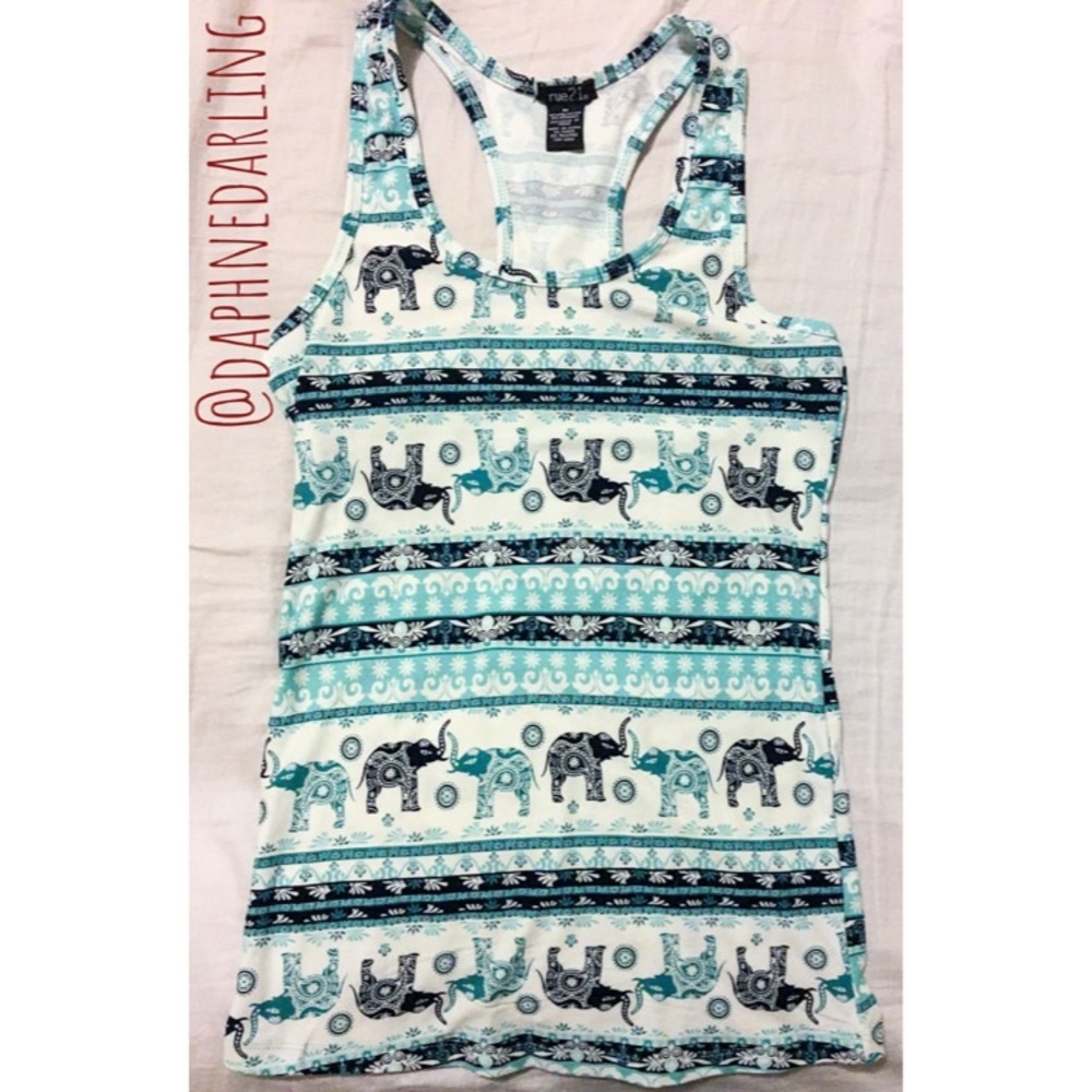 Rue 21 Printed Tank Top - Picture 2 of 3