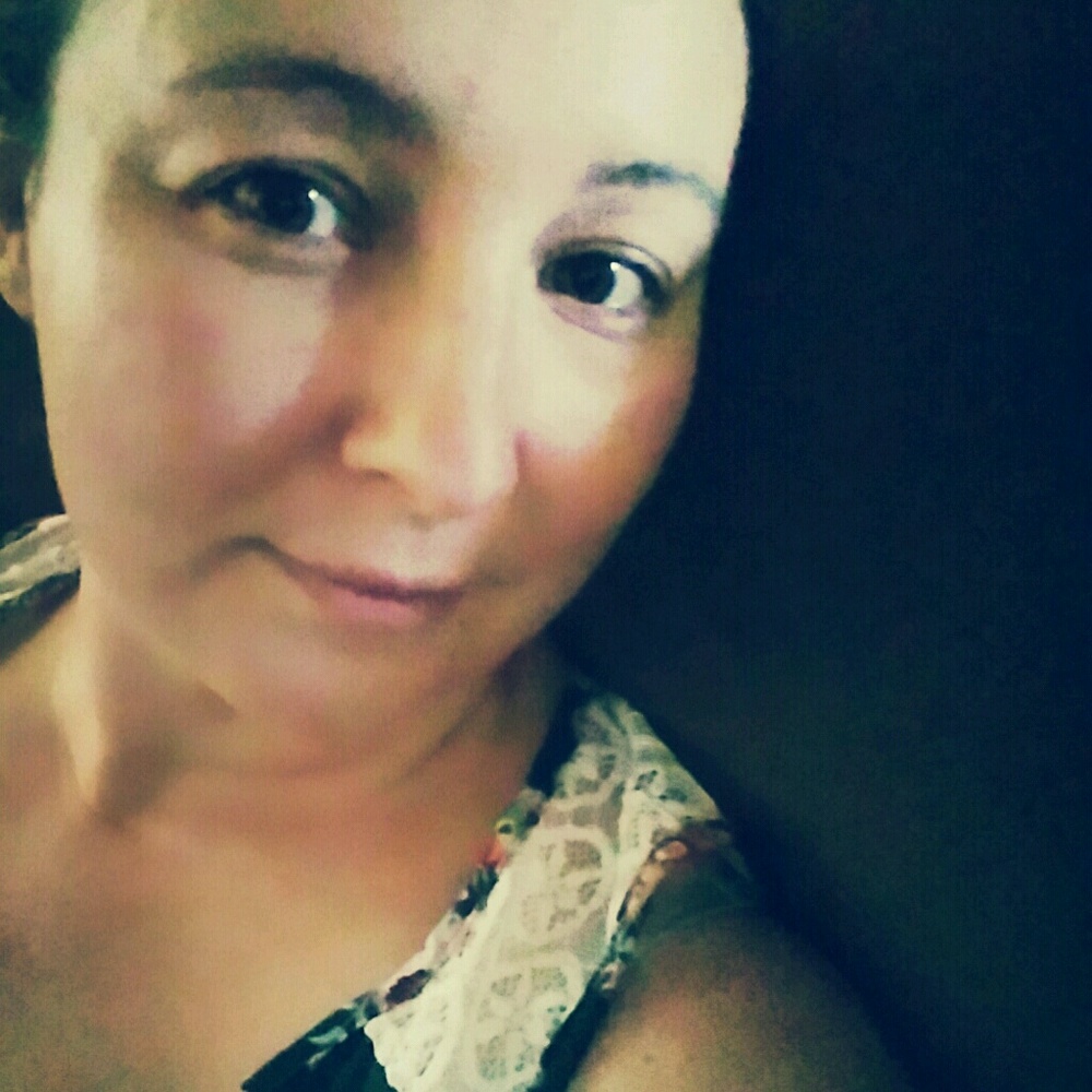 Meet your Posher, Desiree