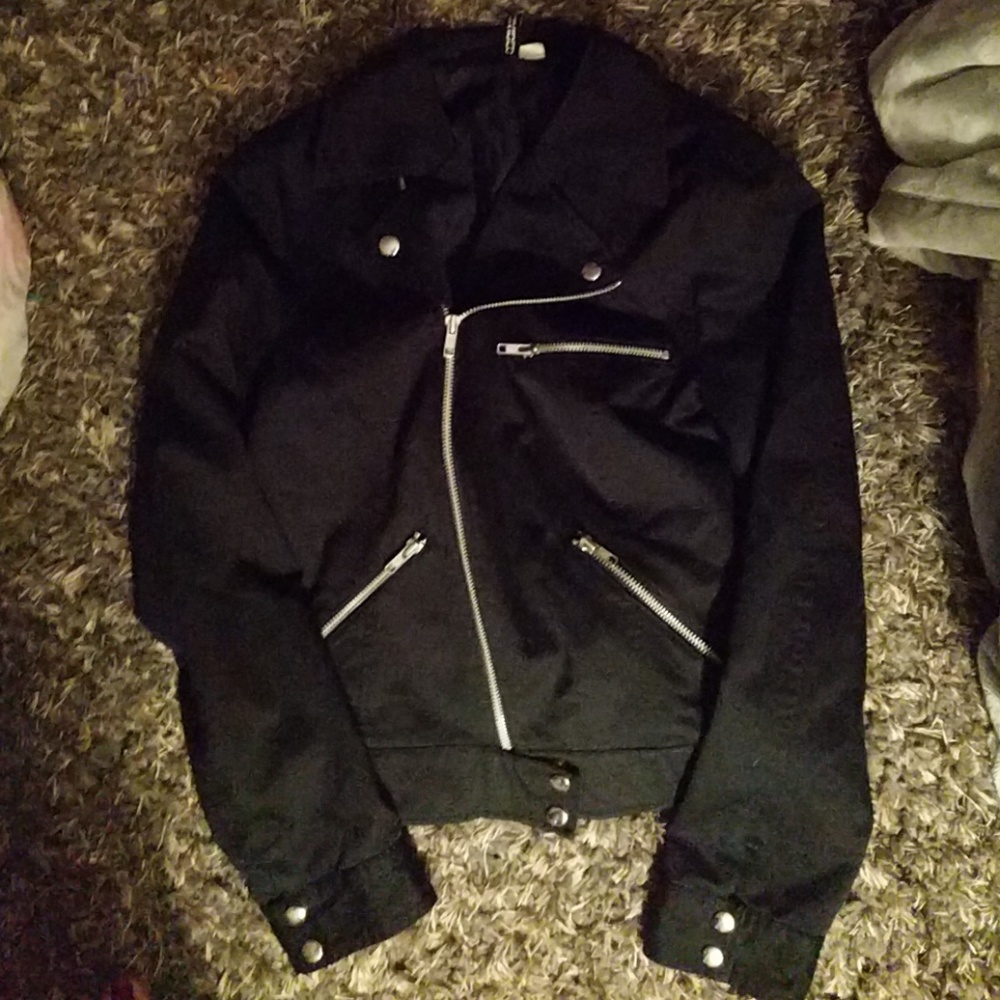 H&M divided black jacket