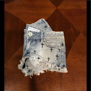 Bullhead Shorts