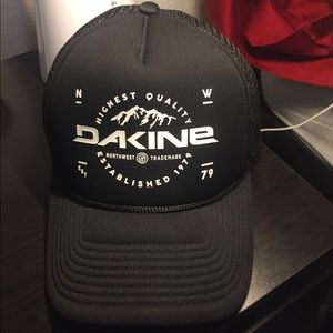 Dakine SnapBack hat